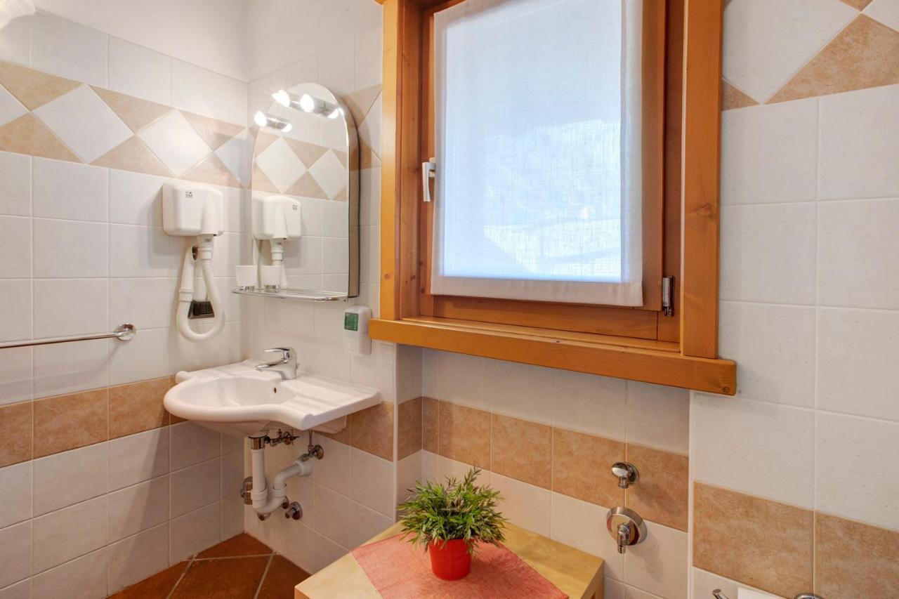 La Baitina App B Appartement Livigno Buitenkant foto